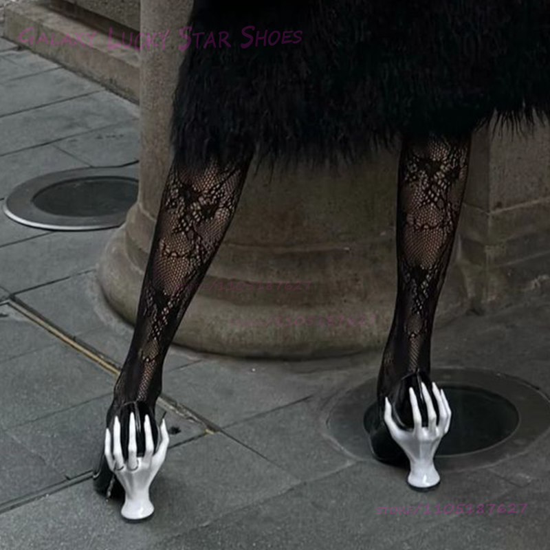 Pink Hand Shaped Strange Heel  - Patent Leather Pump recensie en prijs