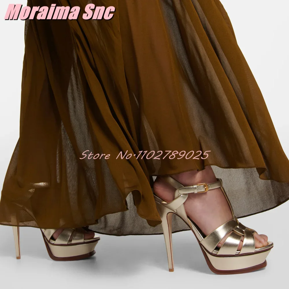 Platform Waeve T-strap Square  - Wide Fit Heels recensie en prijs