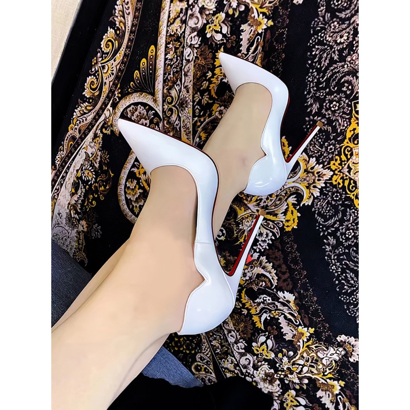 Spring shallow mouth patent le - Patent Leather Pump recensie en prijs