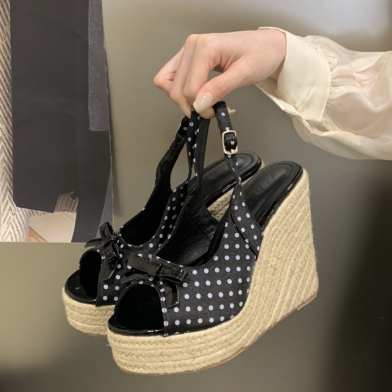 Aneikeh Summer Thick Soled Gra - Wide Fit Heels recensie en prijs
