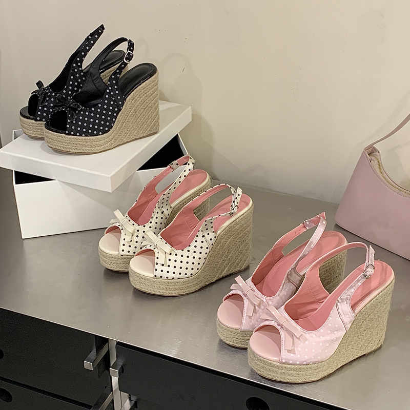 Aneikeh Summer Thick Soled Gra - Wide Fit Heels recensie en prijs