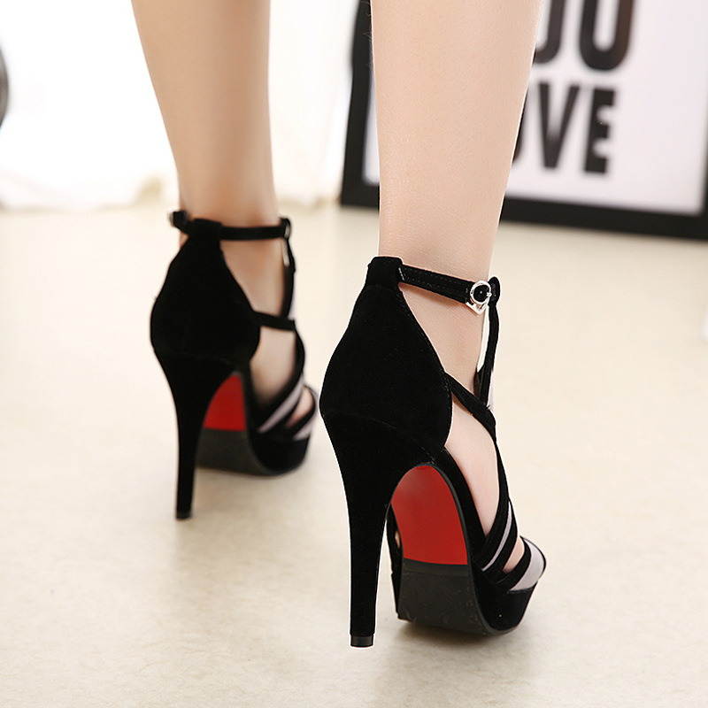 fashion European Station Sanda - Wide Fit Heels recensie en prijs