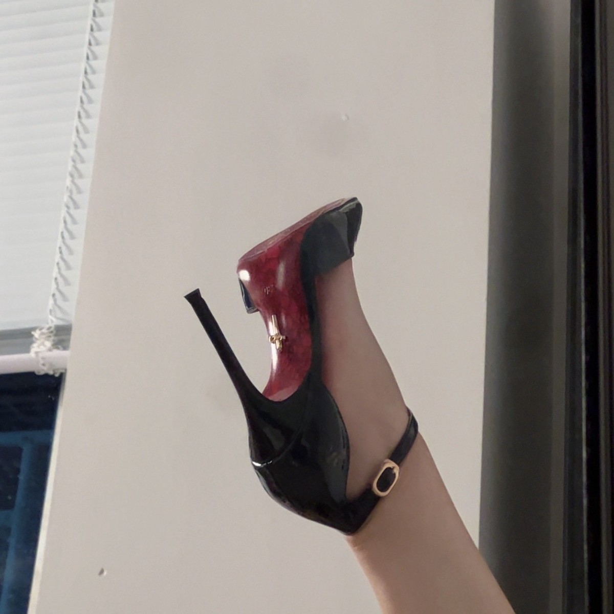 High Heel Pointed Toe Women's  - Patent Leather Pump recensie en prijs